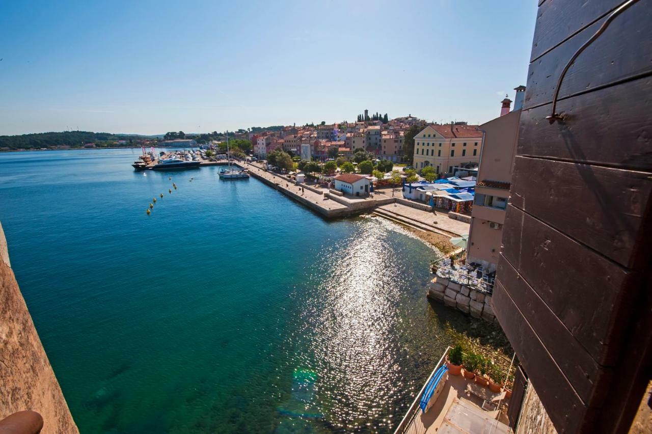 Apartamento Studio First Row To The Sea Rovinj Exterior foto